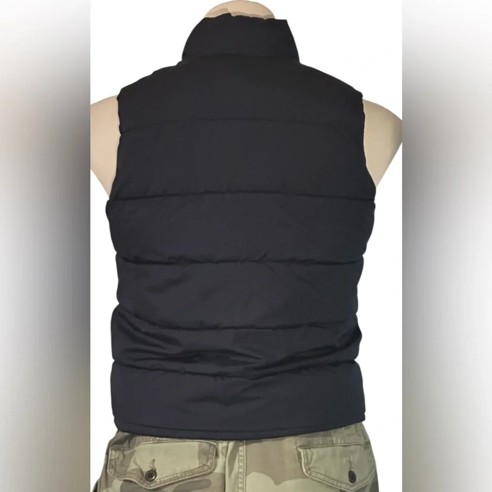 Gap kids dark blue cold control water resistant puffer vest.size M 5-9.